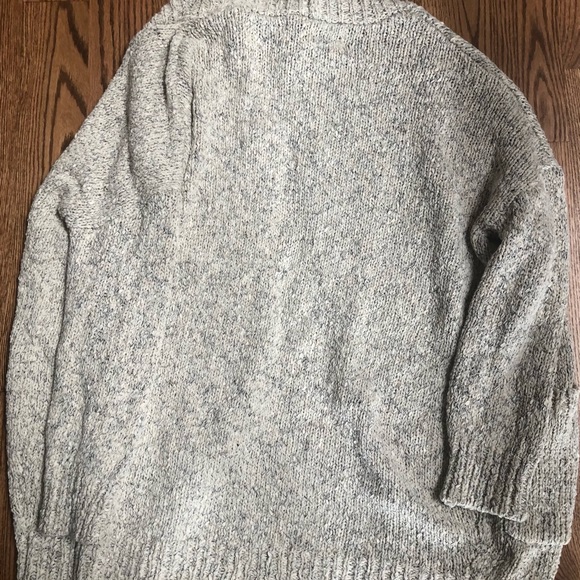 Zara knit cardigan size M,  NWT - Picture 4 of 5